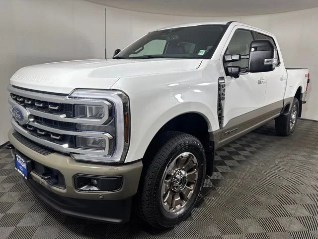 New 2026 Star White Metallic Tri-Coat Ford King Ranch image 6