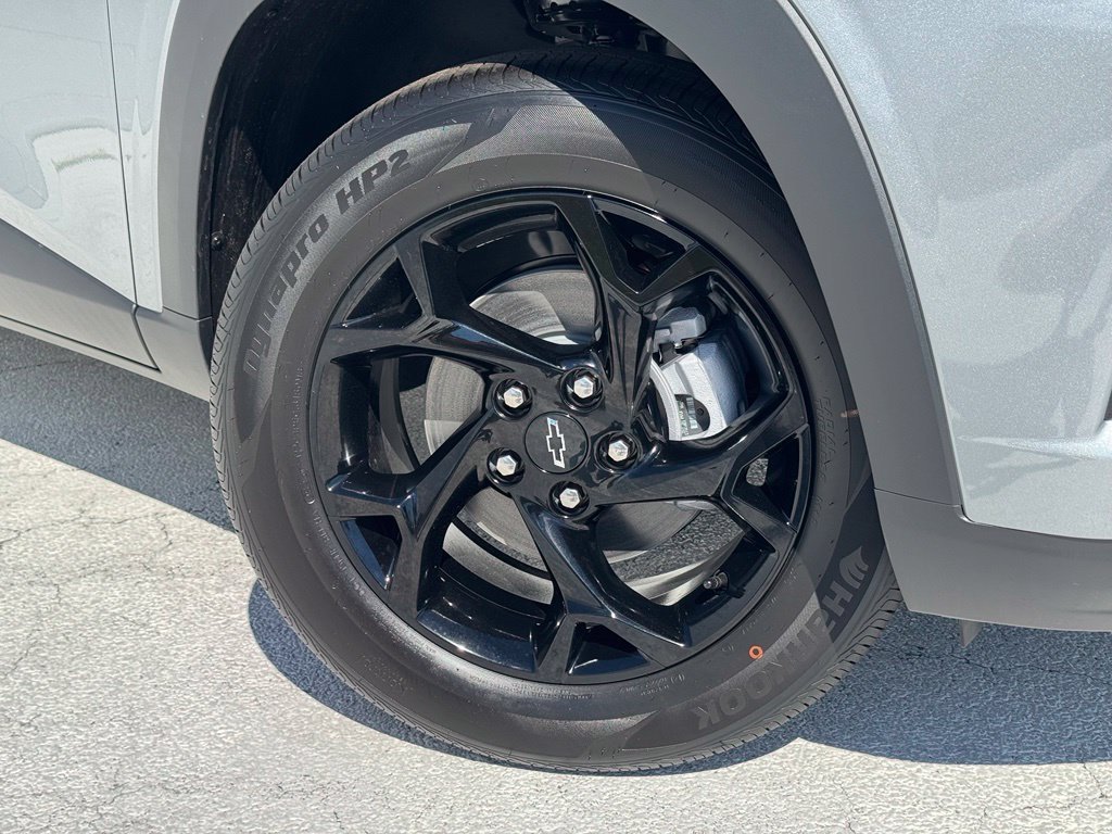 2026 Chevrolet Trax LT - Photo 6