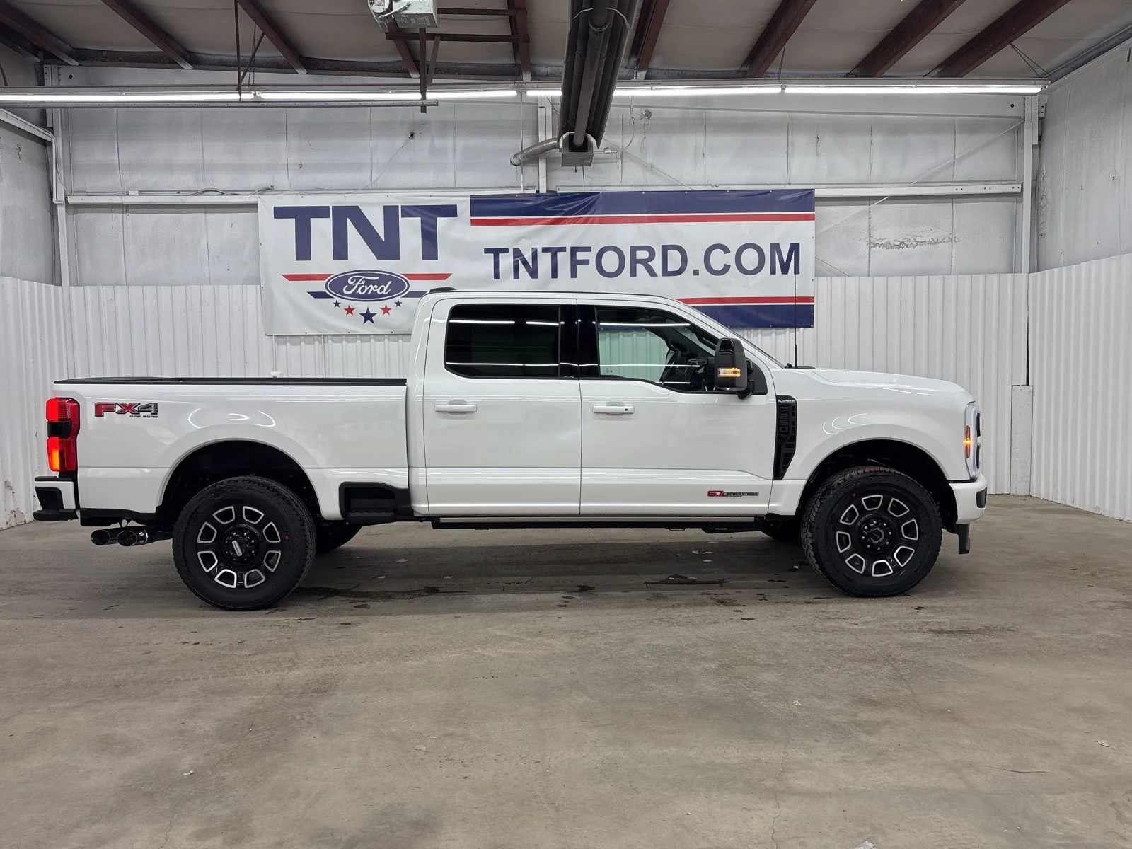 2026 Ford F-250 Platinum 4x4 Crew Cab 8' Box's photo