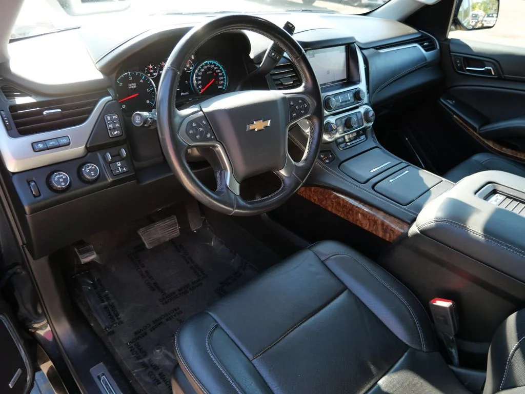 Certified Used 2018 Black Chevrolet Premier image 3