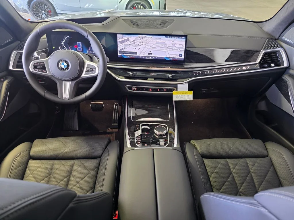 New 2027 Brooklyn Grey Metallic BMW xDrive40i image 8