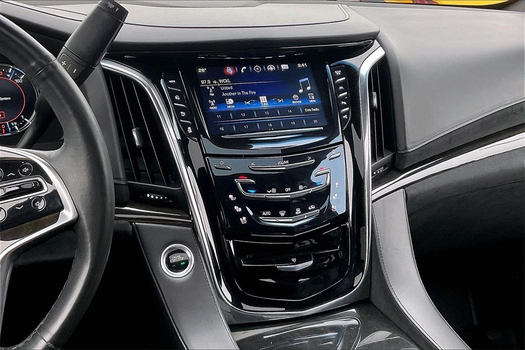 2018 CADILLAC ESCALADE - Image 4