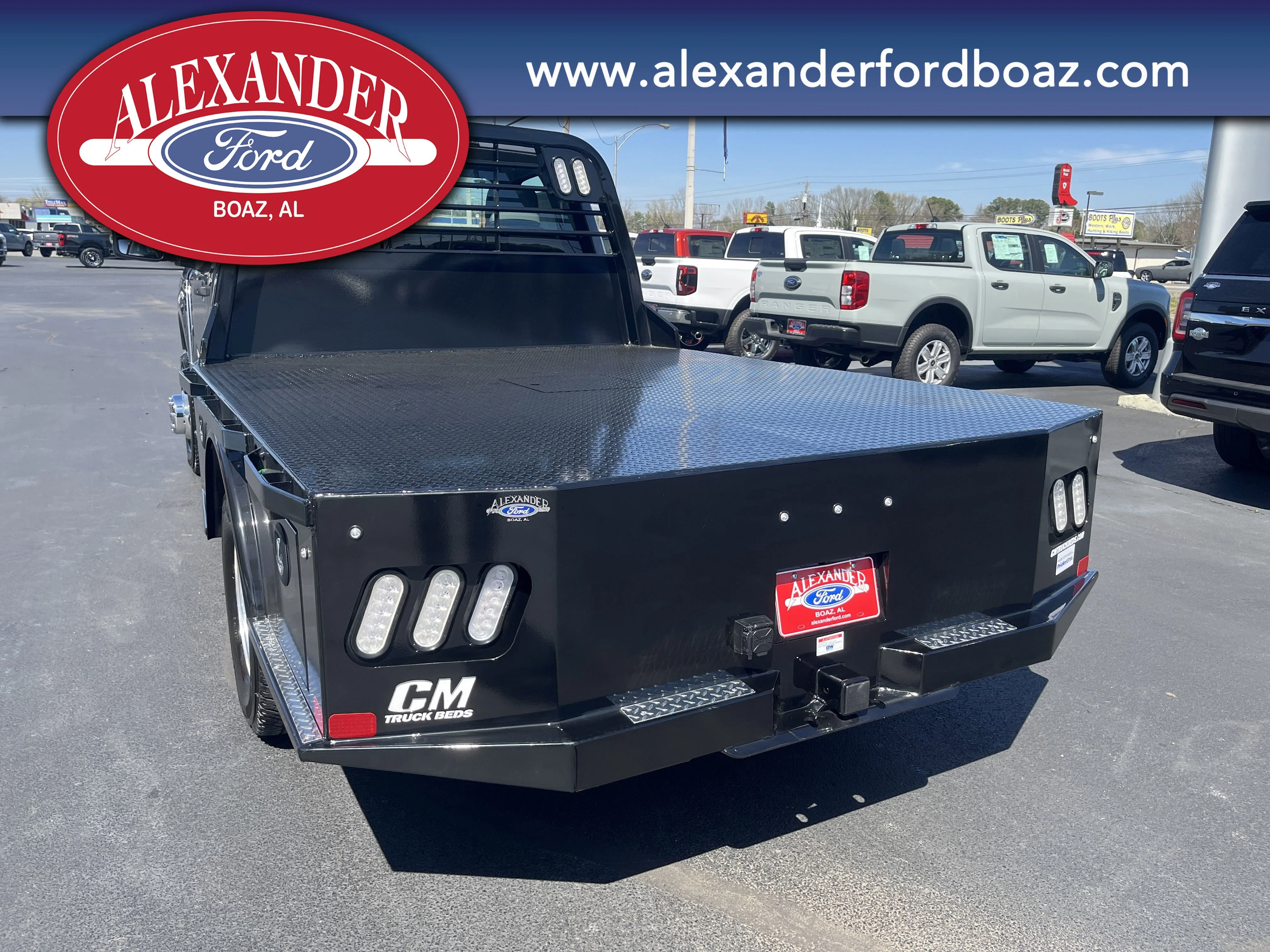 2025 Ford F-350 Super Duty Chassis Cab XL - Photo 6