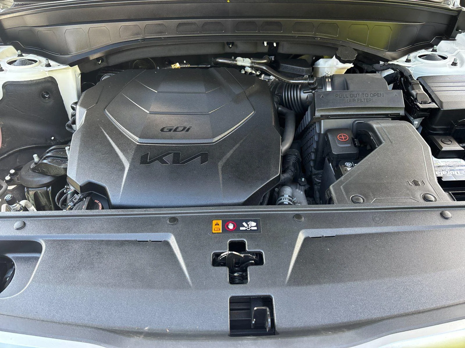 Used 2023 Glacial White Pearl Kia S image 9