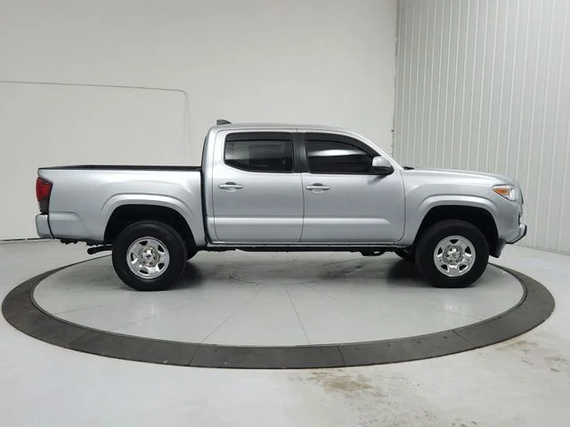 Used 2022 Silver Toyota SR image 8