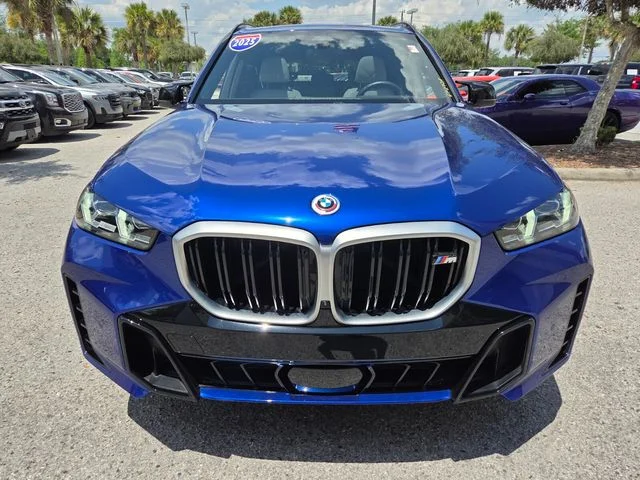 Used 2025 Blue BMW M60i image 3