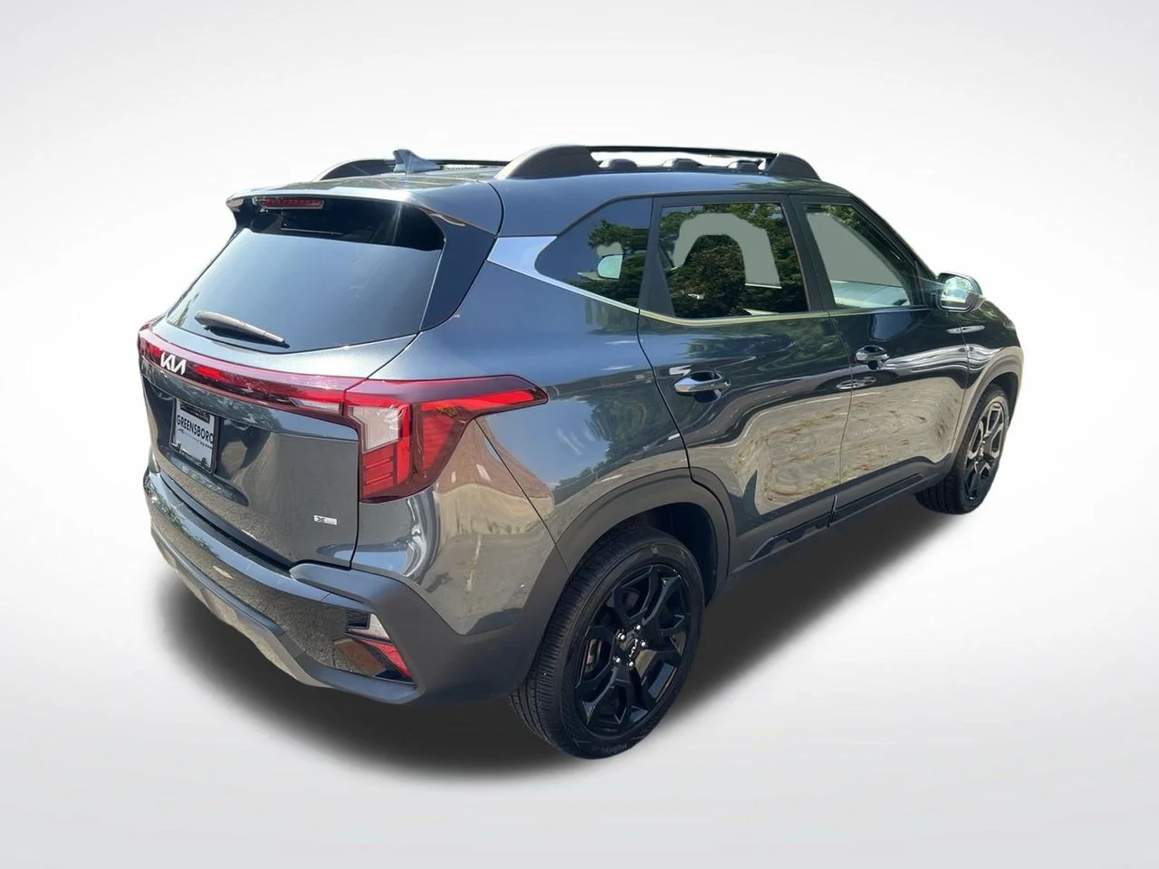 Used 2024 Gray Kia X-Line image 6