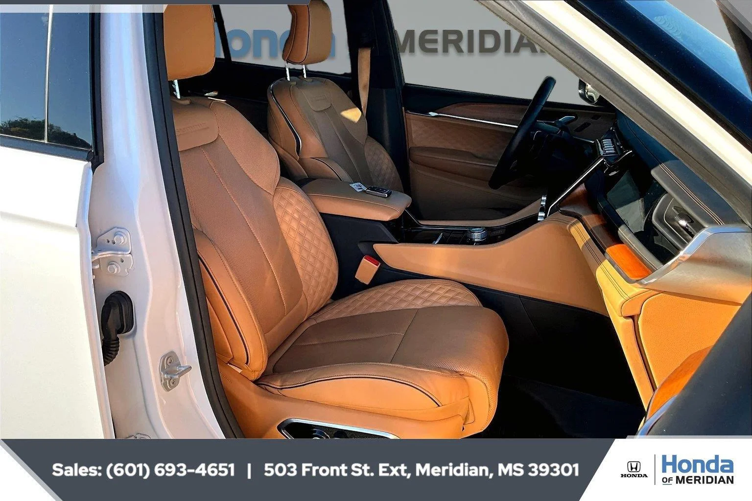 Used 2022 Bright White Clearcoat Jeep Summit Reserve image 6