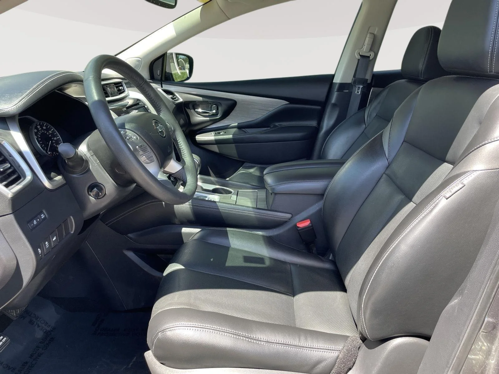 Used 2017 Gun Metallic Nissan Platinum image 22