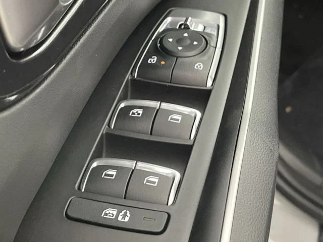 2026 Kia Sorento S - Photo 13
