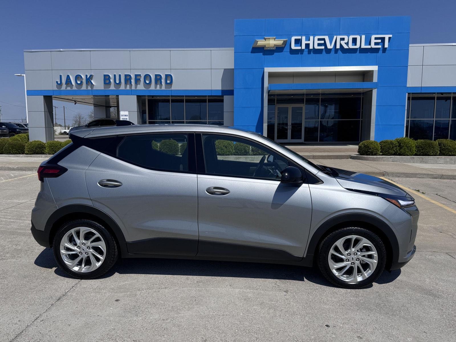 2027 Chevrolet Bolt LT - Photo 49