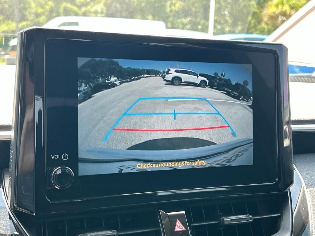 Used 2025 White Toyota LE image 32