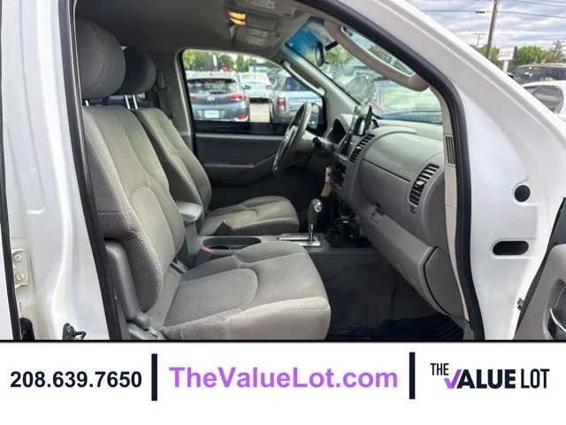 Used 2006 White Nissan SE image 13
