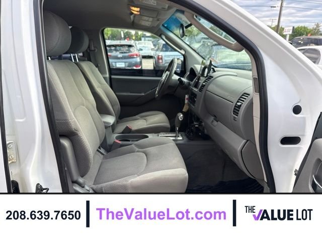 Used 2006 White Nissan SE image 13