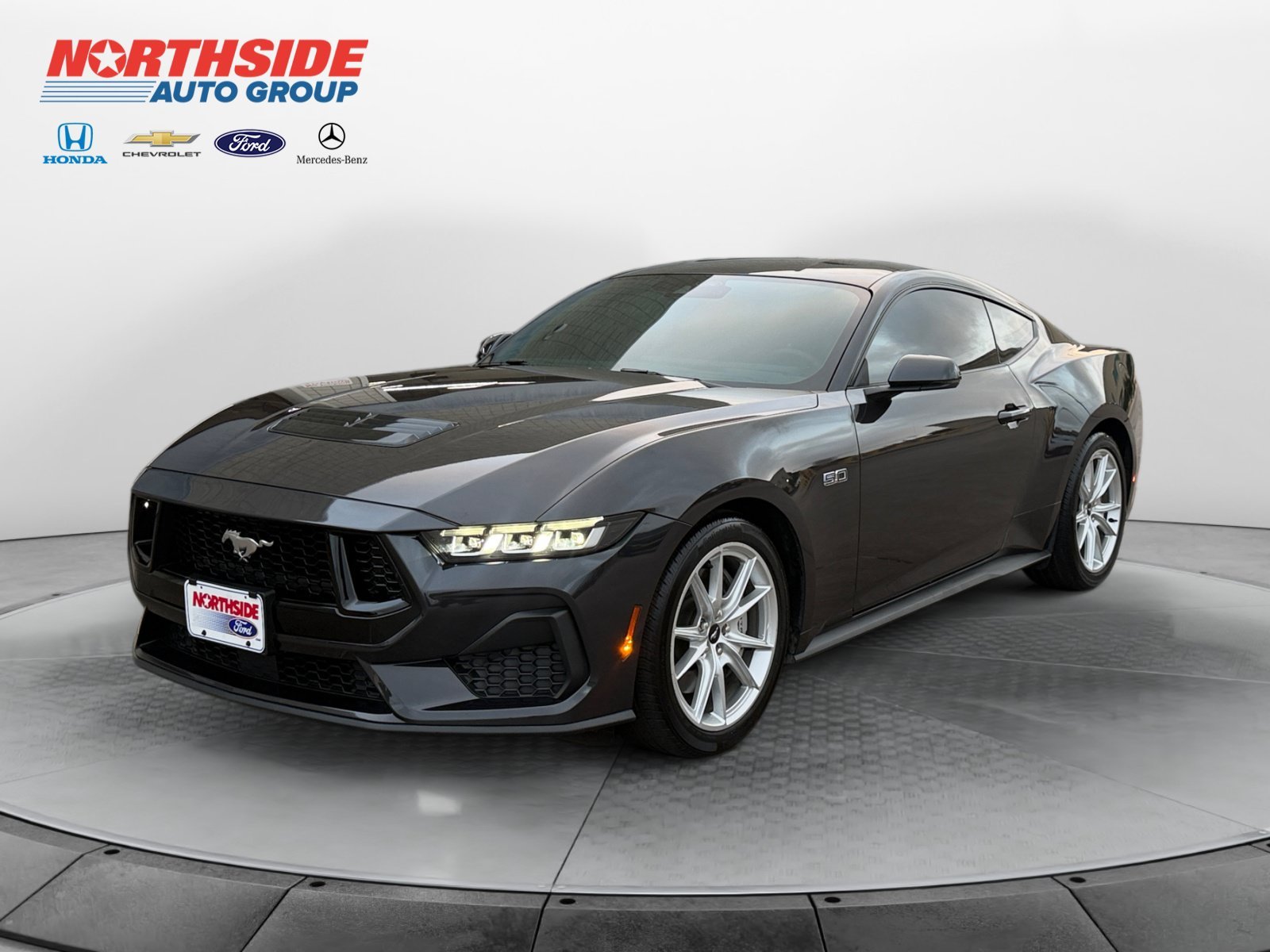 Used 2024 Dark Matter Gray Metallic Ford GT Premium image 3