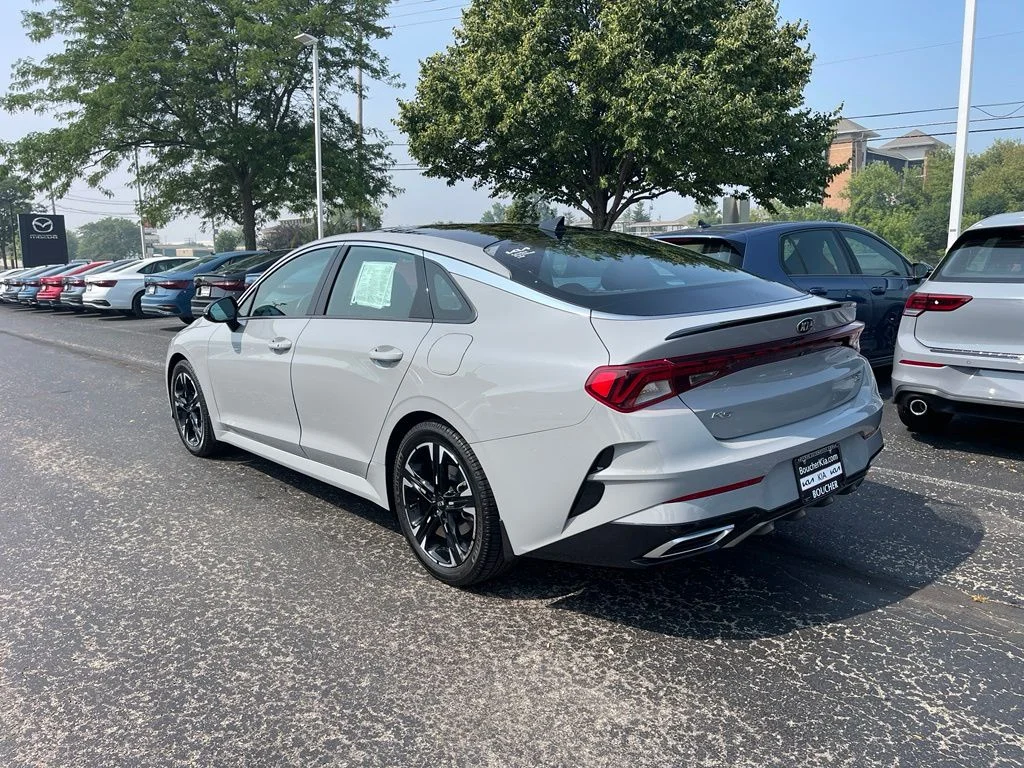 Used 2021 Wolf Gray Kia GT-Line image 3