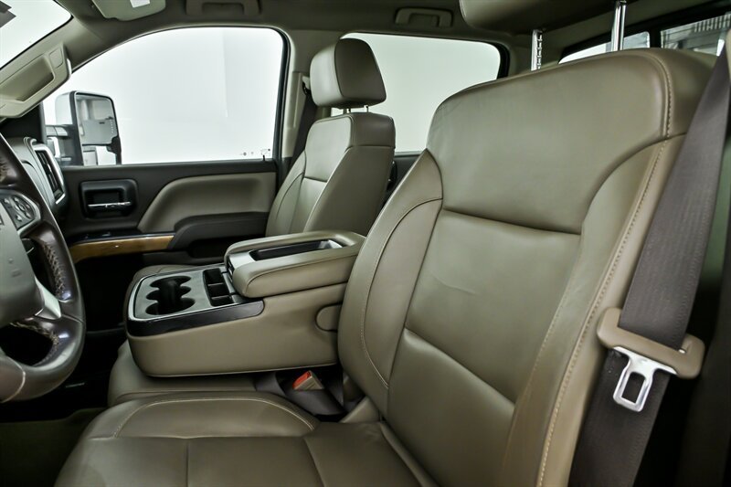 2017 Chevrolet Silverado 1500 LTZ - Photo 20