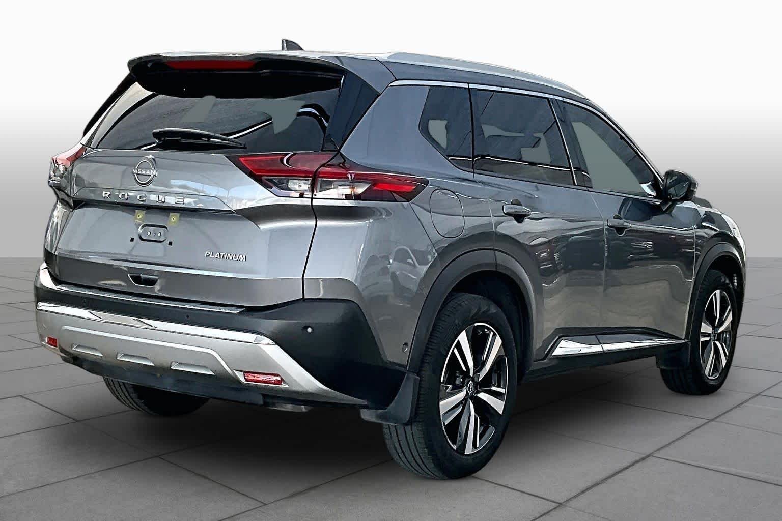 Used 2023 Gun Metallic Nissan Platinum image 13