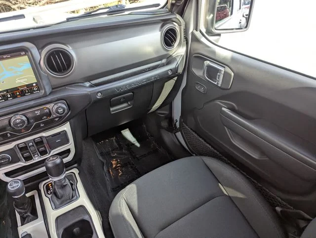 Certified Used 2022 Silver Jeep Unlimited Sport S image 17