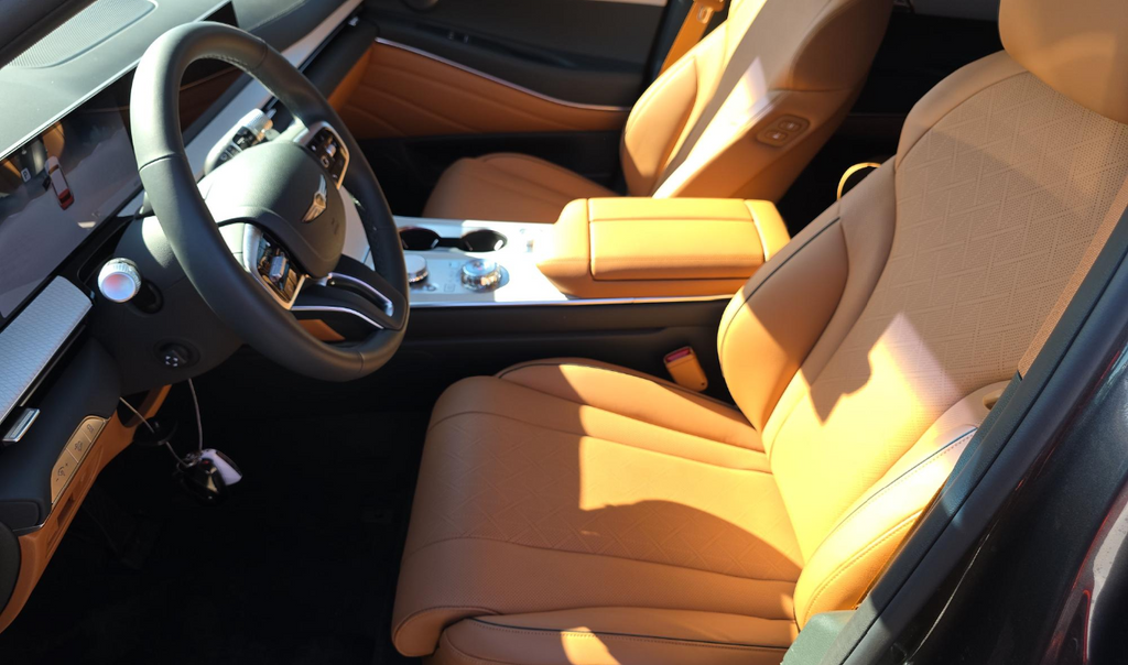 Used 2025 Gray Genesis 2.5T Prestige image 3