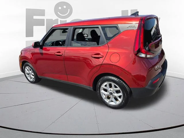 Used 2022 Orange Kia LX image 7