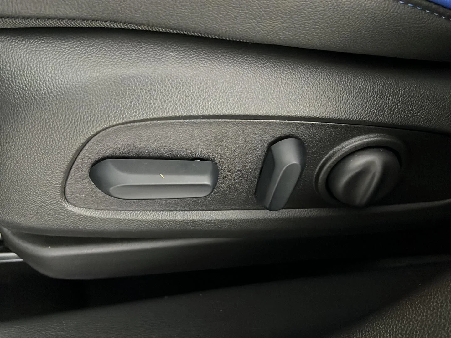 Used 2026 Ebony Twilight Metallic Buick Sport Touring image 3