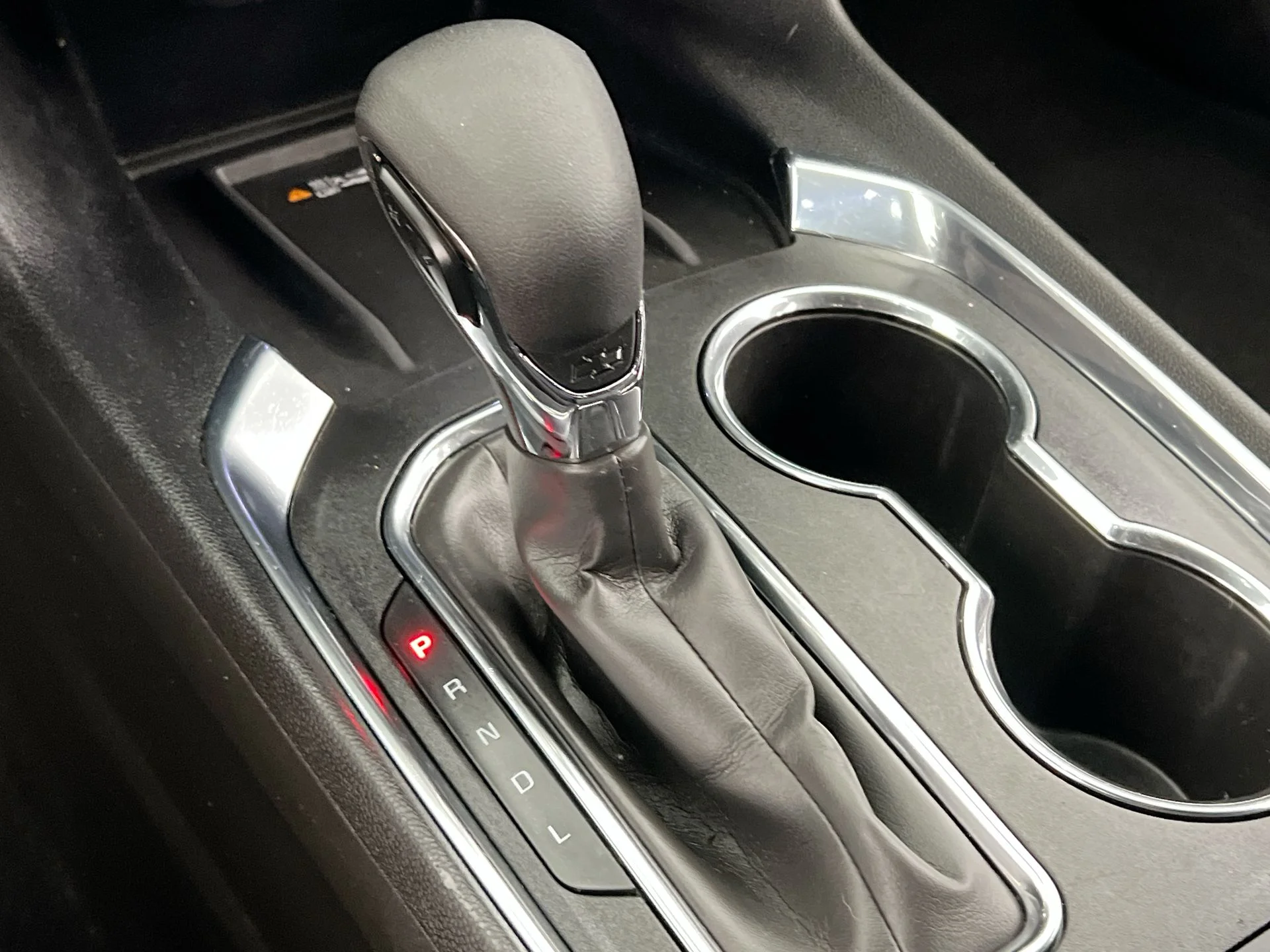 Used 2023 White Chevrolet LT image 27