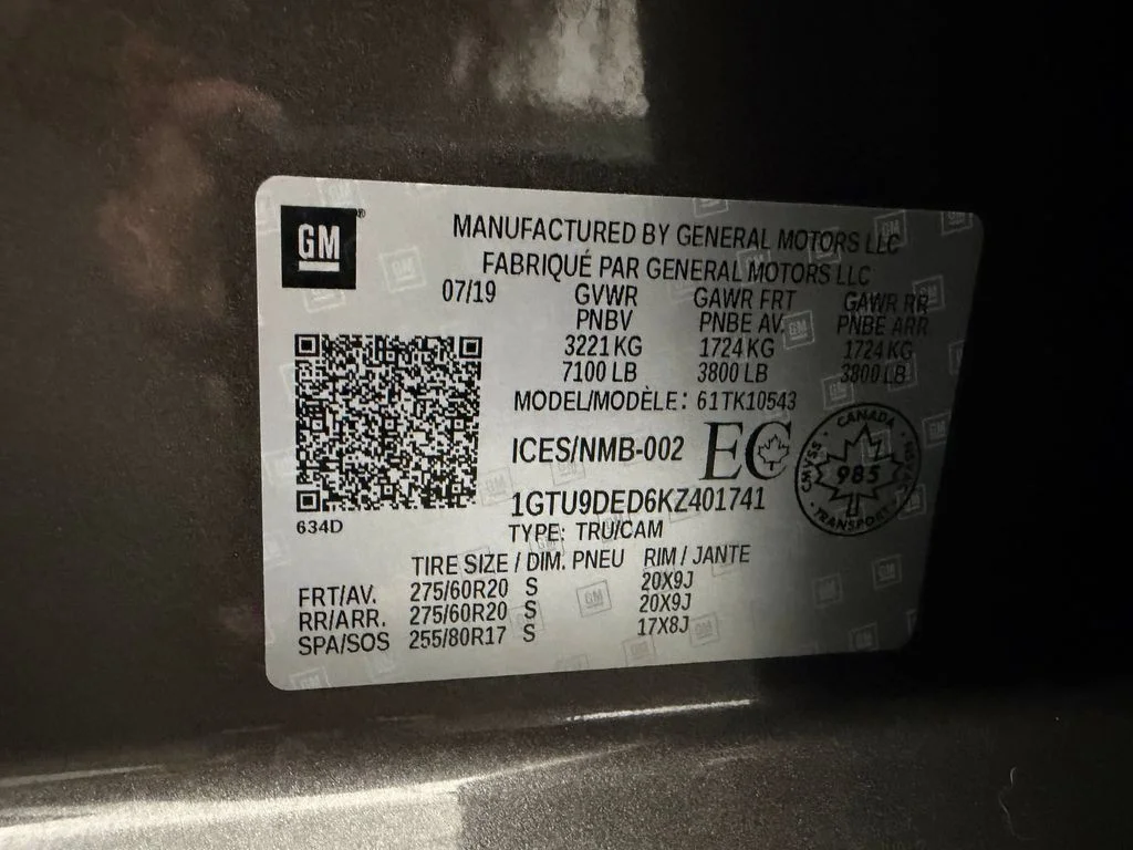 Used 2019 Smokey Quartz Metallic GMC SLT image 23