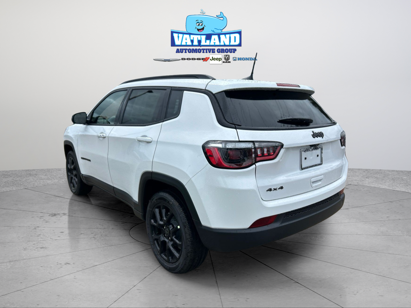 New 2026 Bright White Clearcoat Jeep Latitude image 3