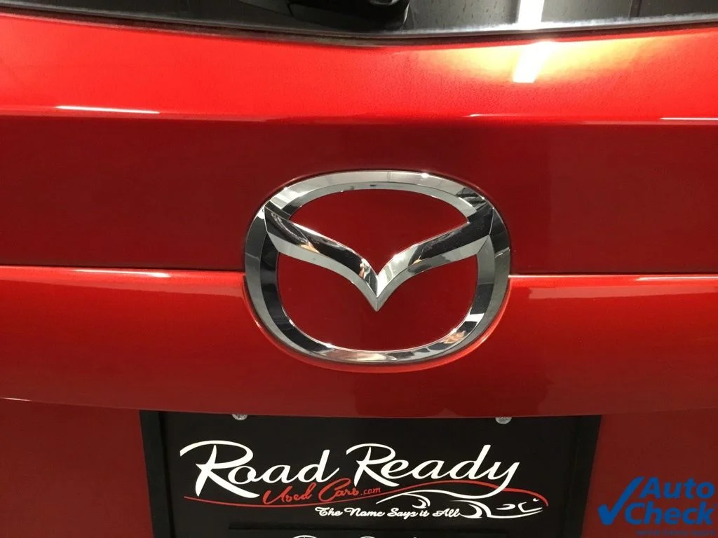 Used 2016 Red Mazda Grand Touring image 13