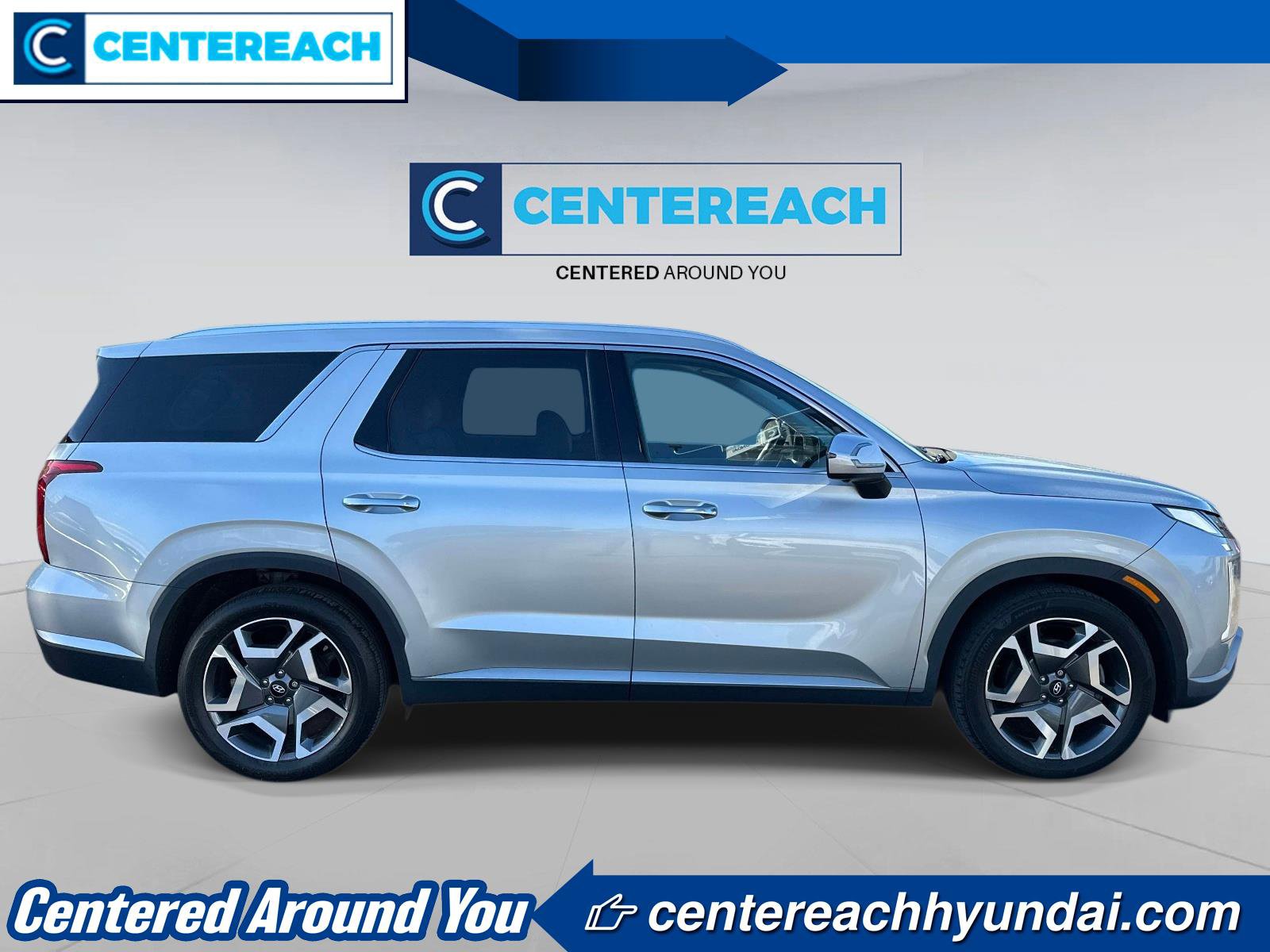 Used 2023 Silver Hyundai SEL image 4