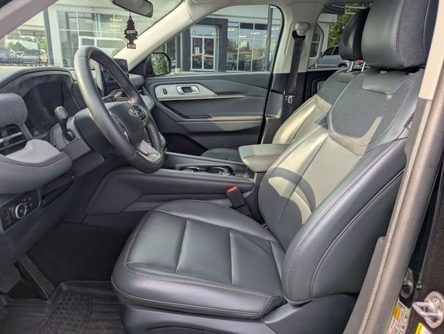 Used 2025 Black Ford Active image 19