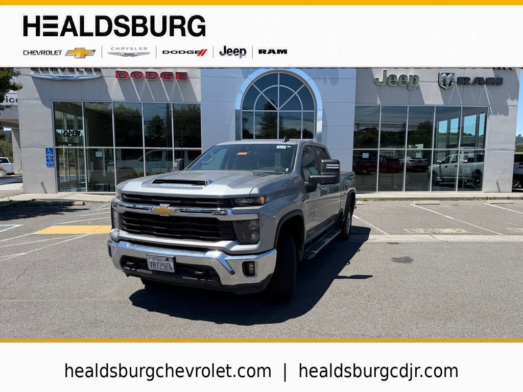 Used 2025 Sterling Gray Metallic Chevrolet LT image 1