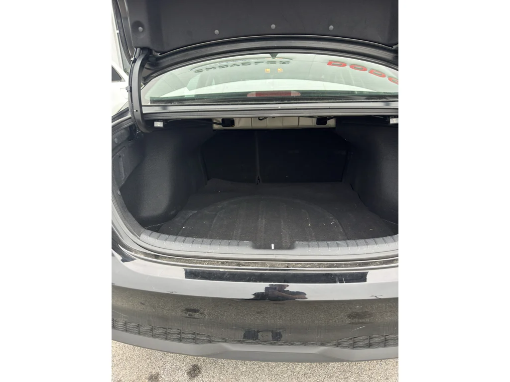 Used 2023 Aurora Black Kia LXS image 10