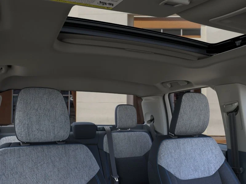 New 2026 Oxford White Ford XLT image 12