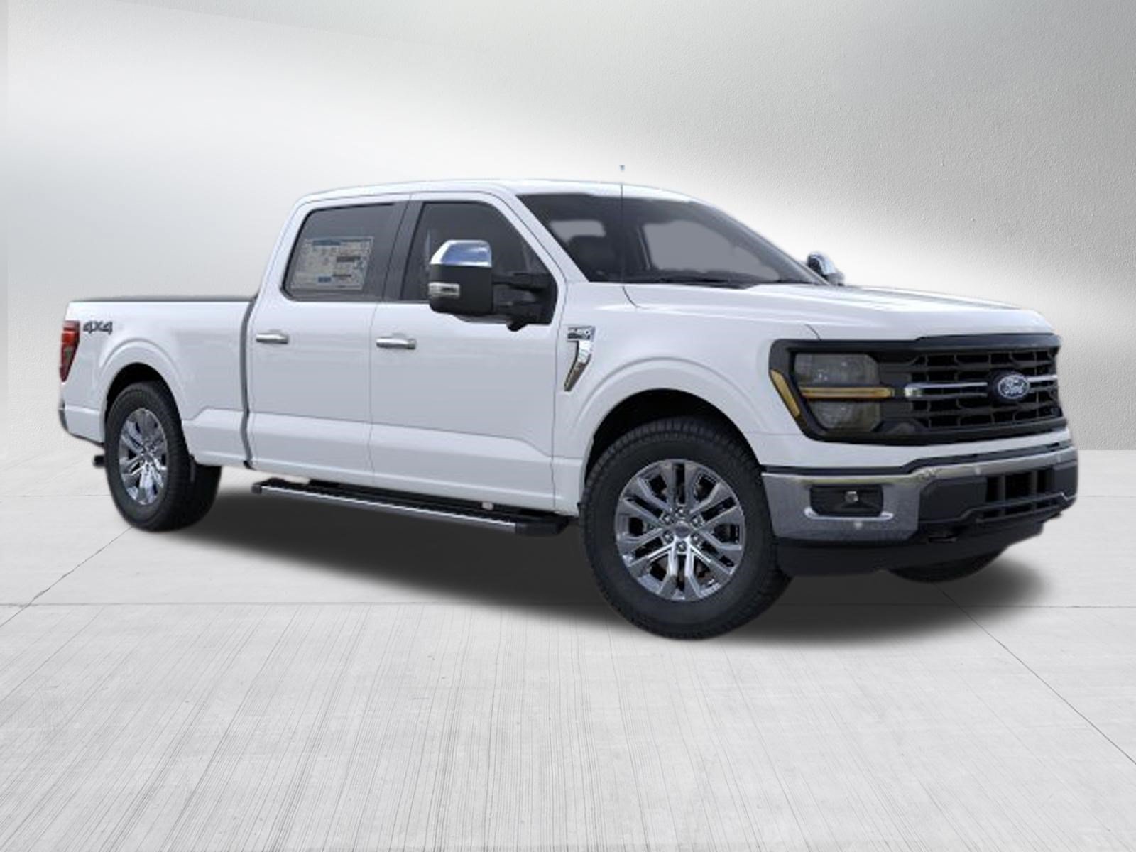 New 2026 Oxford White Ford XLT image 13