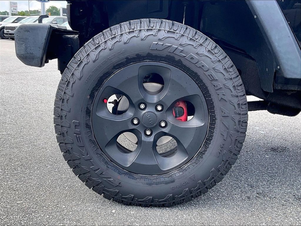Used 2017 Black Clearcoat Jeep Unlimited Sport image 7