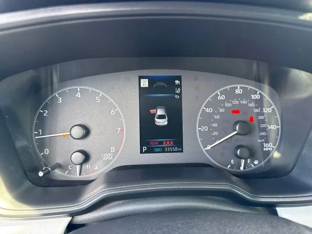 Used 2025  Toyota SE image 26