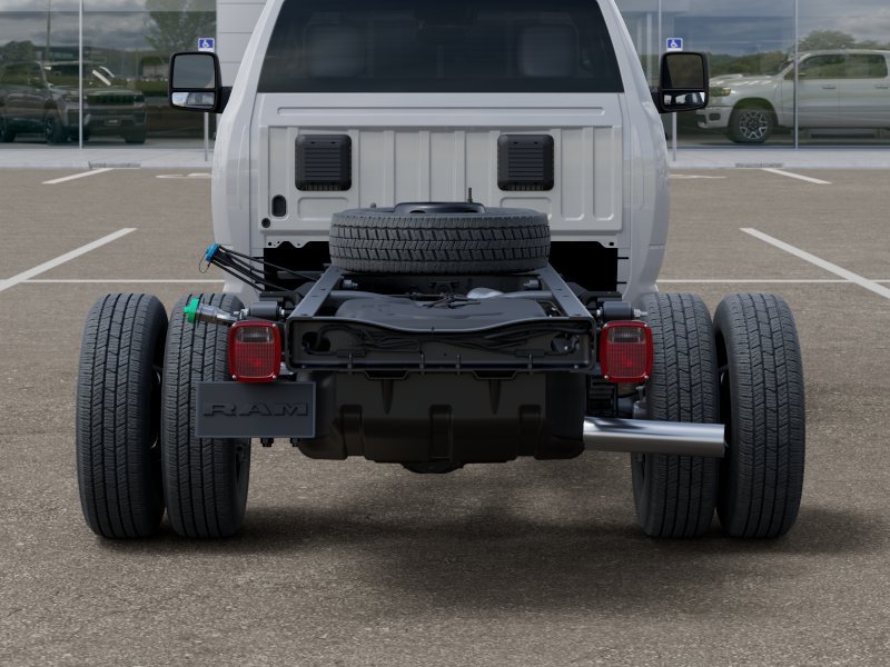 New 2026 Bright White Clearcoat RAM Tradesman image 35
