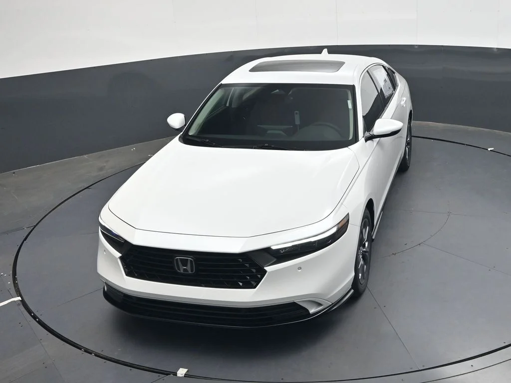 New 2026 Platinum White Pearl Honda EX-L image 19