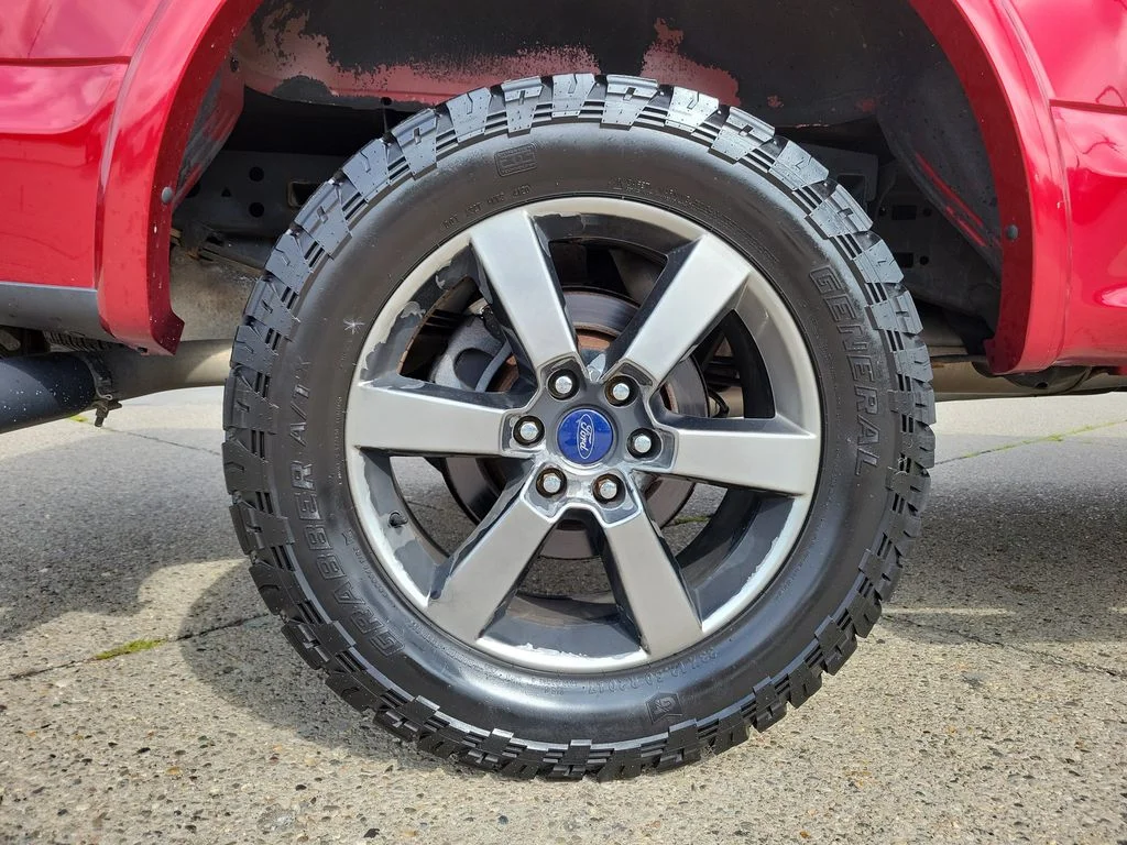 Used 2016 Red Ford XLT image 6
