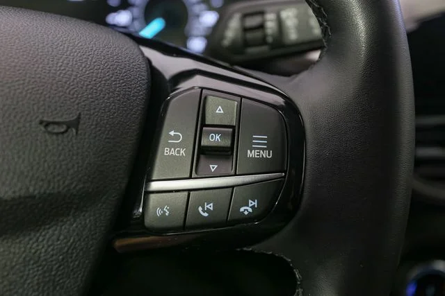 Used 2022 Blue Ford SEL image 31