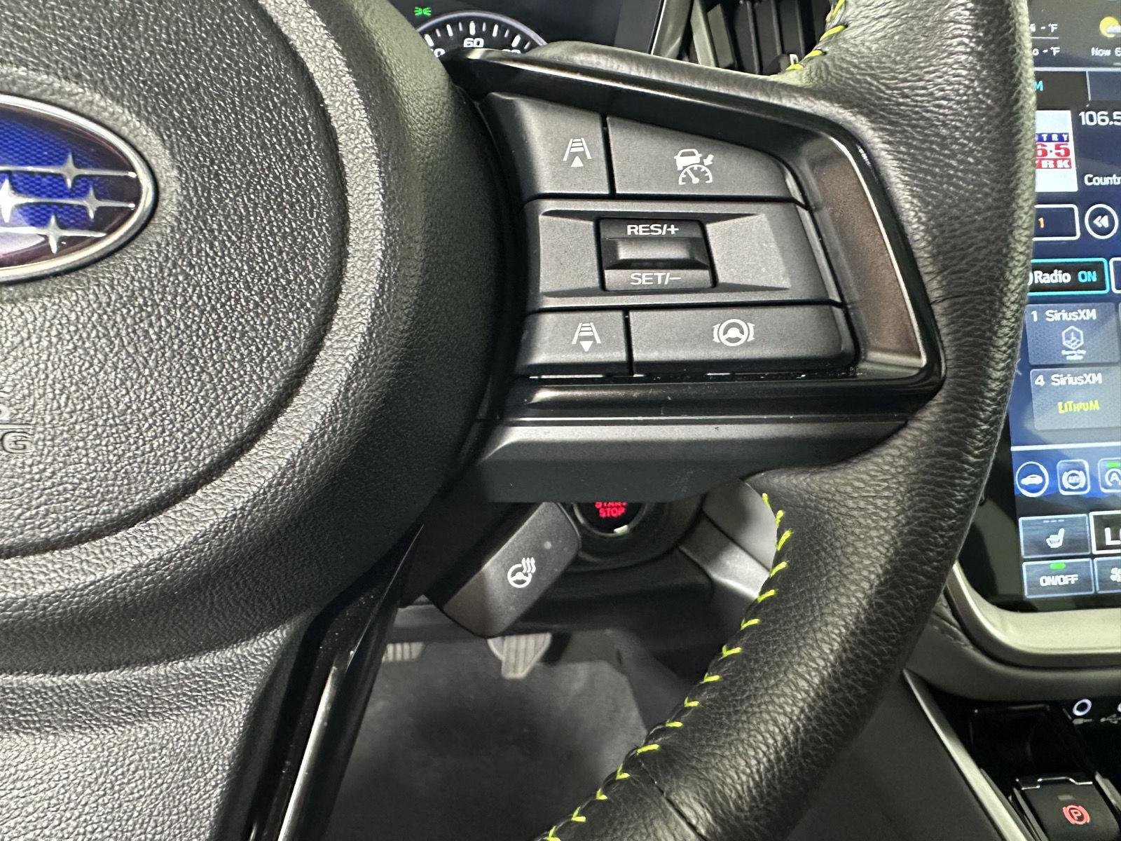 Used 2025 Crystal White Pearl Subaru Onyx Edition image 25