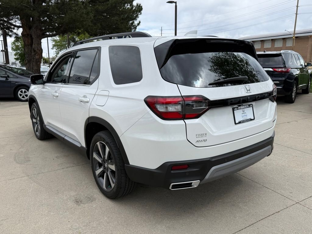 Certified Used 2025 Platinum White Pearl Honda AWD TRG image 8