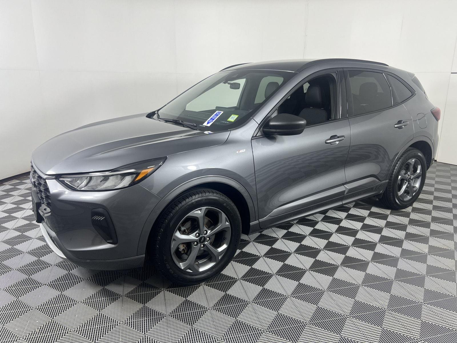 Used 2023 Carbonized Gray Ford ST-Line image 6