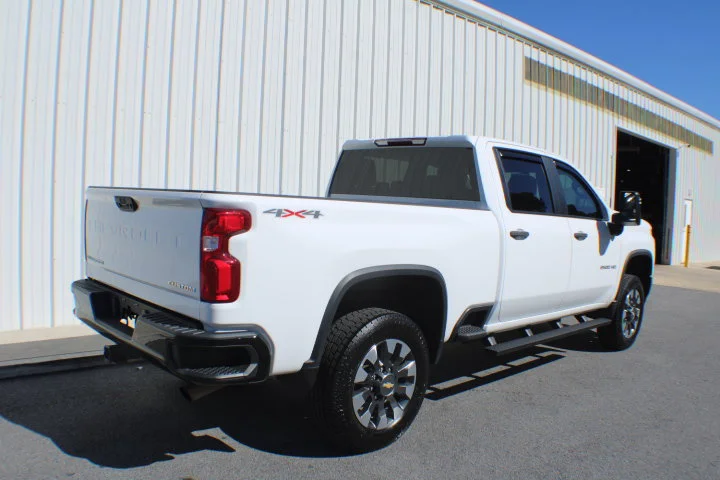 Certified Used 2021 SUMMIT WHITE Chevrolet Custom image 3