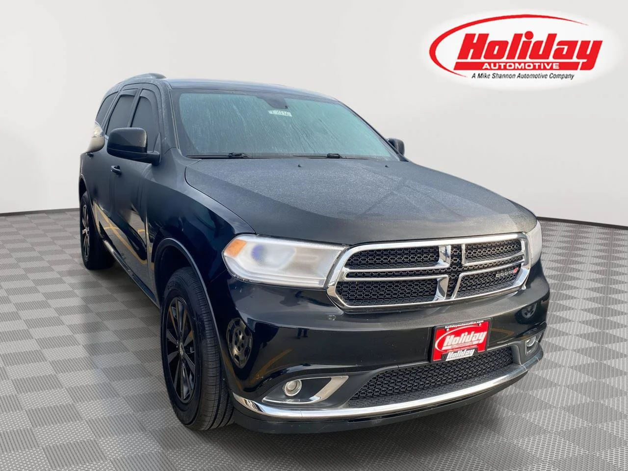 Used 2018 Black Dodge SXT AWD image 1