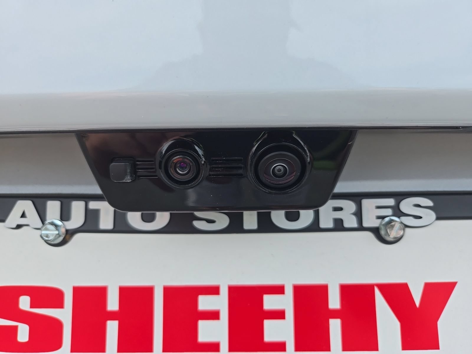 2026 GMC Yukon XL Denali - Photo 13