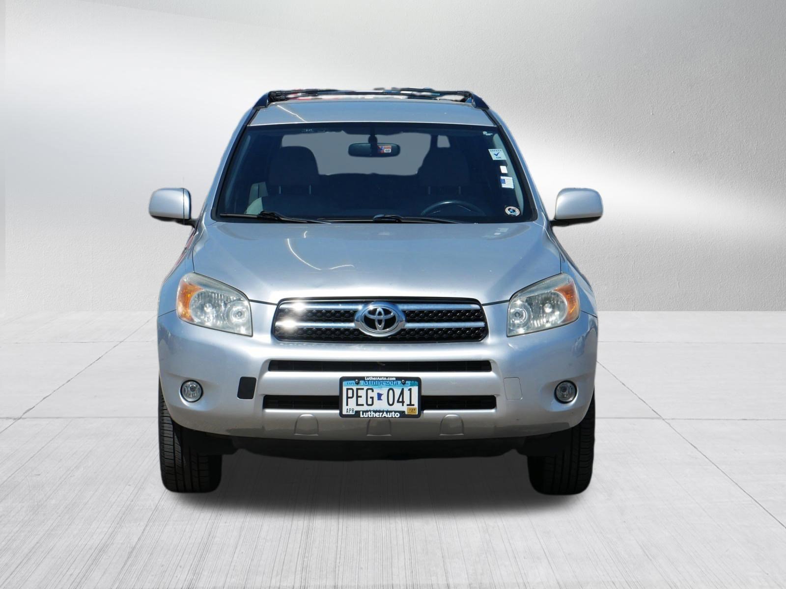 Used 2008 Toyota RAV4 Limited with VIN JTMBD31V986073093 for sale in Vadnais Heights, Minnesota