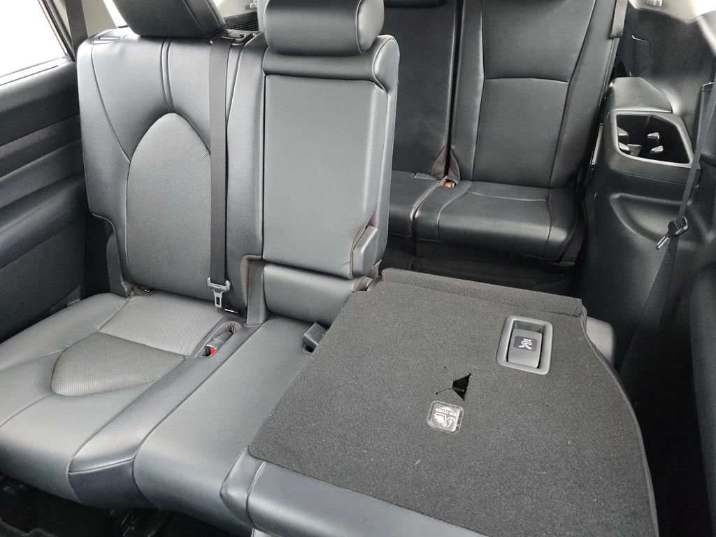 Used 2024 White Toyota XLE image 19